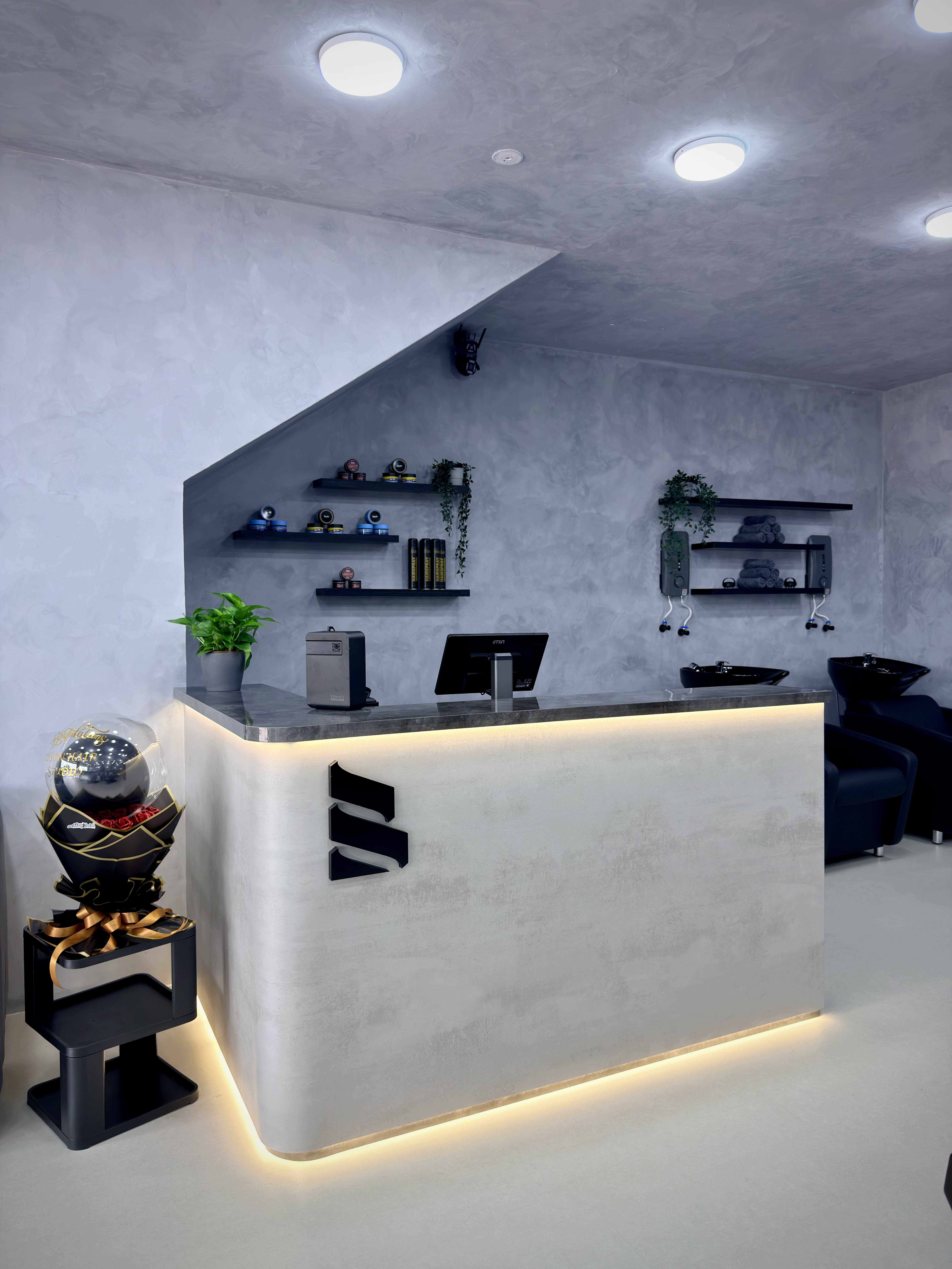 Counter Station